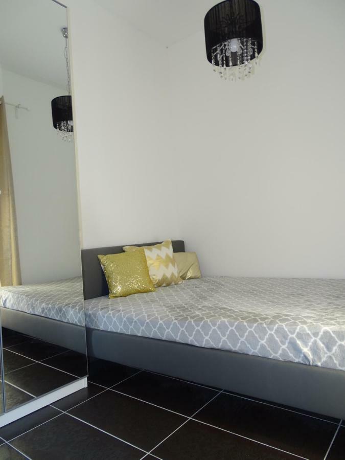 Dorothy 3 Appartement Siófok Buitenkant foto