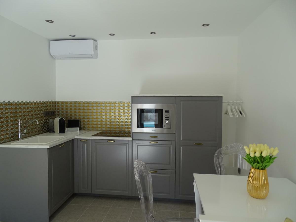 Dorothy 3 Appartement Siófok Buitenkant foto